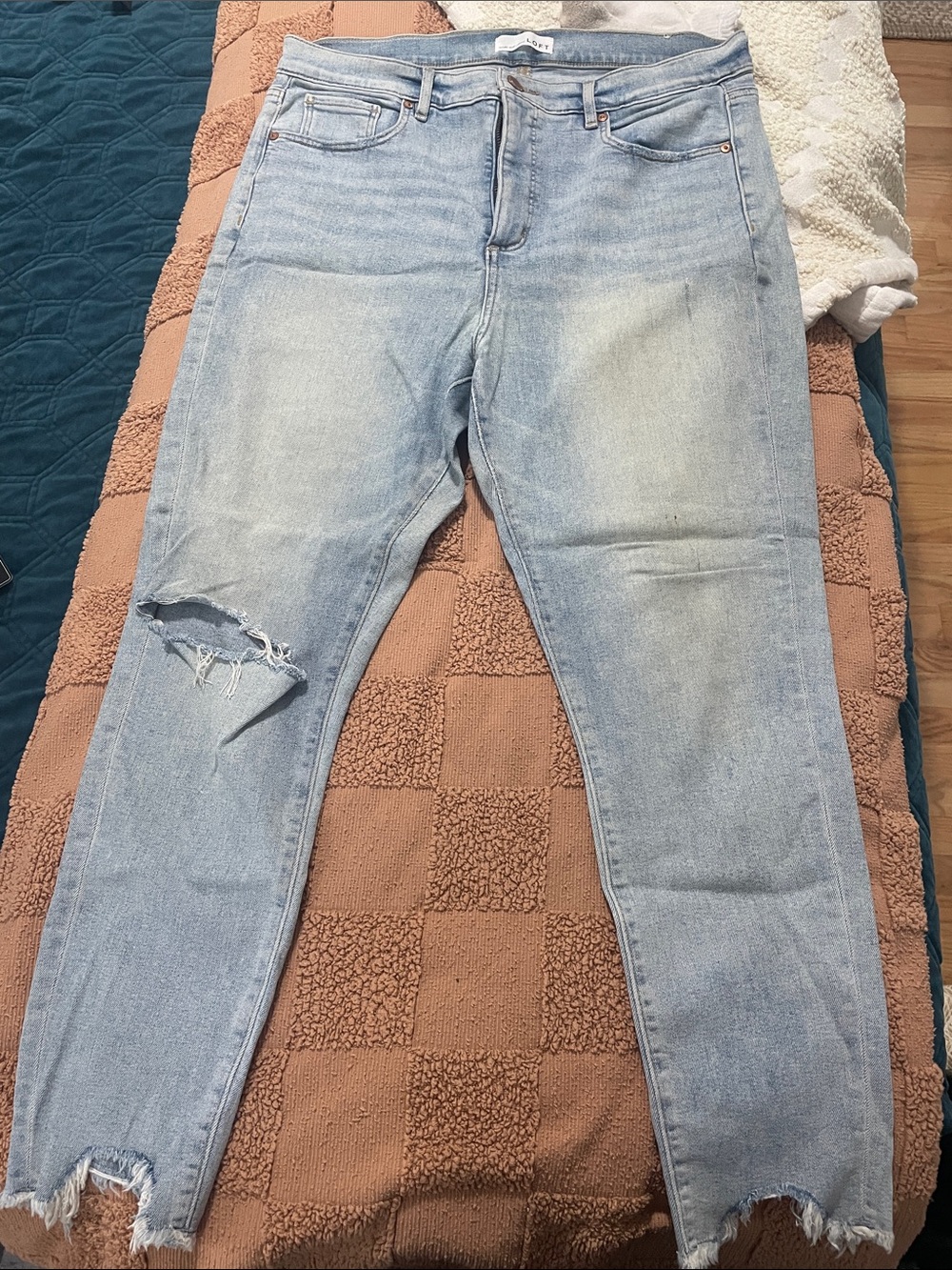 LOFT Light Blue Skinny Jeans with Knee Rip